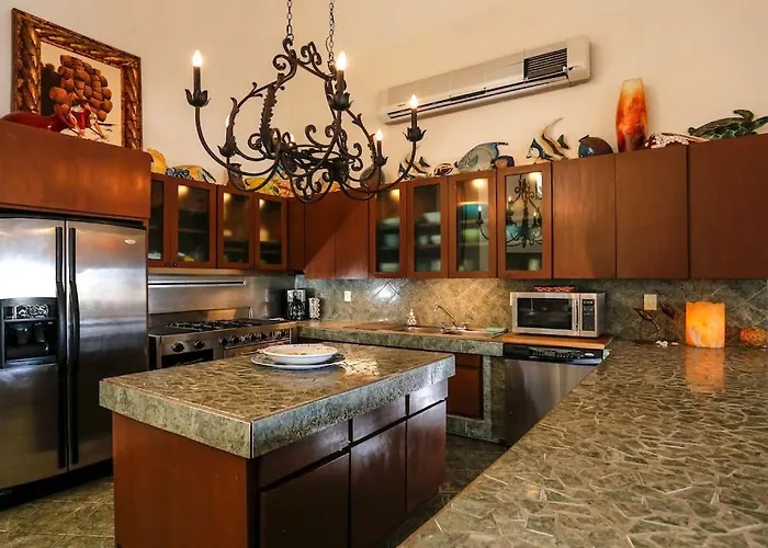 Casa Flamingo Cabo Luxurious Home, Spacious In El Pedregal Gated Community Сasa de vacaciones