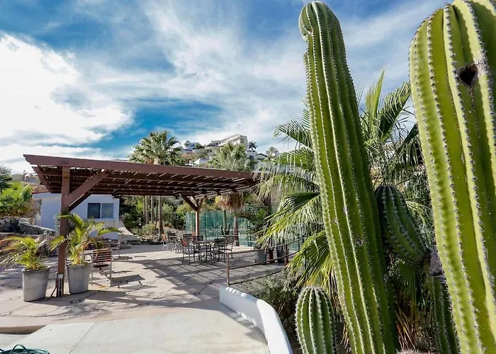 Сasa de vacaciones Casa Flamingo Cabo Luxurious Home, Spacious In El Pedregal Gated Community *