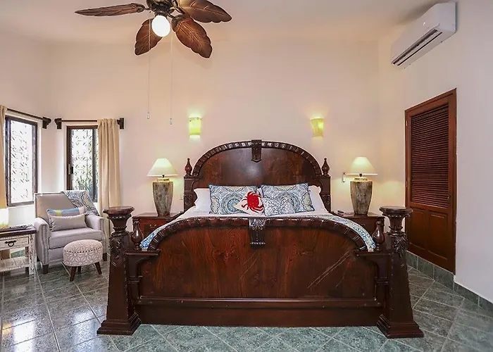 Casa Flamingo Cabo Luxurious Home, Spacious In El Pedregal Gated Community Cabo San Lucas