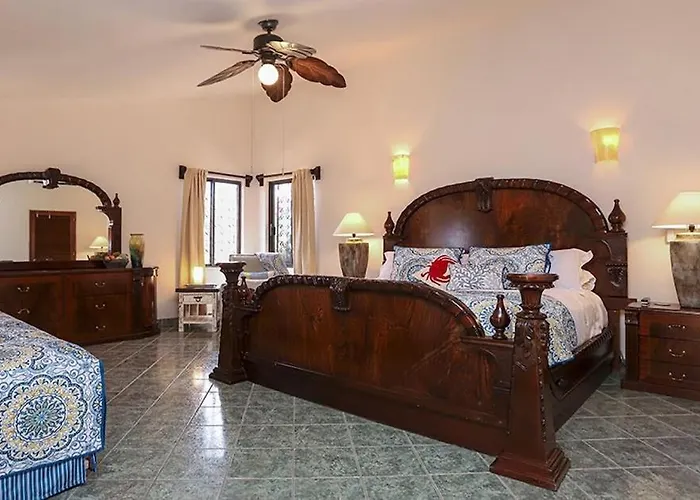 Casa Flamingo Cabo Luxurious Home, Spacious In El Pedregal Gated Community