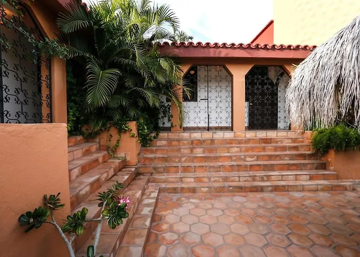 Casa Flamingo Cabo Luxurious Home, Spacious In El Pedregal Gated Community Сasa de vacaciones *