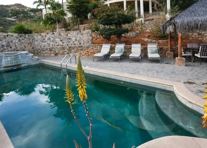 Сasa de vacaciones Casa Flamingo Cabo Luxurious Home, Spacious In El Pedregal Gated Community