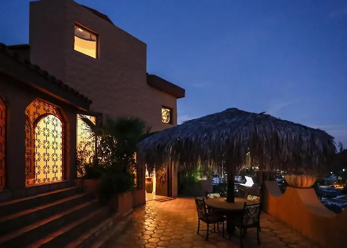 Casa Flamingo Cabo Luxurious Home, Spacious In El Pedregal Gated Community *