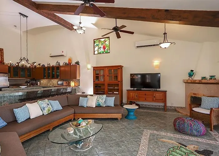 Casa Flamingo Cabo Luxurious Home, Spacious In El Pedregal Gated Community Сasa de vacaciones *